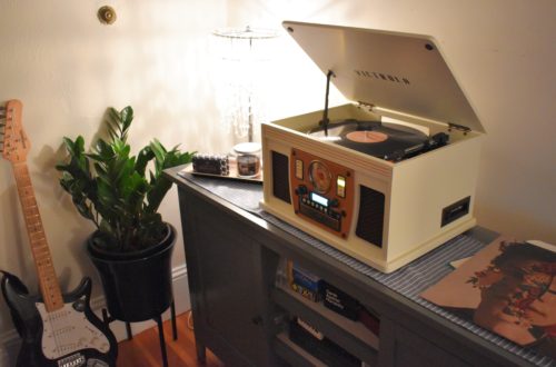 Victrola turntable in living room setting